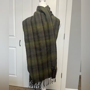 Italian Scarf Personality brand green gray black Plaid Fringe Wool blend unisex